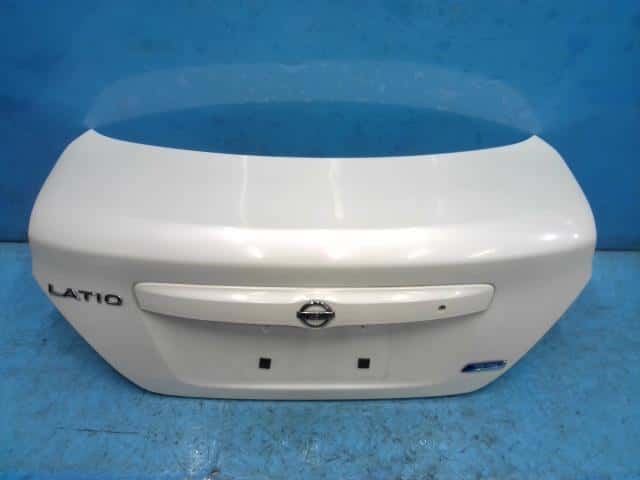 Cốp Hậu Nissan Sunny OEM H430M3BGMB