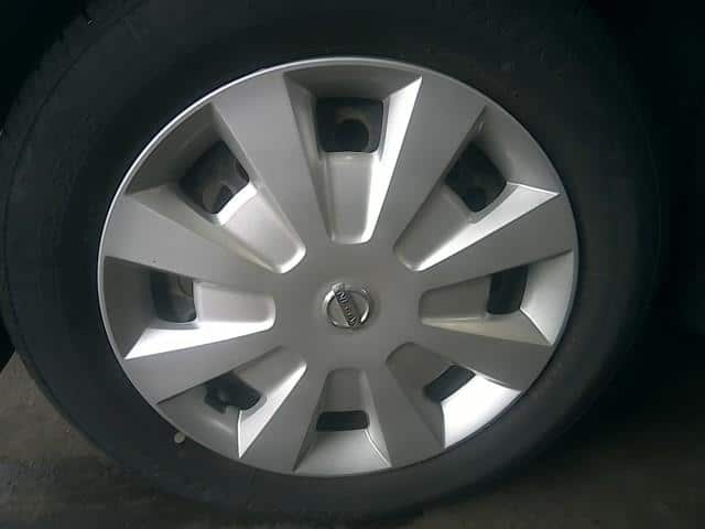 Ốp Lazang Nissan Tida Mã phụ tùng 40315ED000