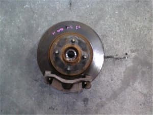 Trụ Lái Phải / Ngõng May Ơ Phải Nissan Sunny OEM 400151HH0A-OE