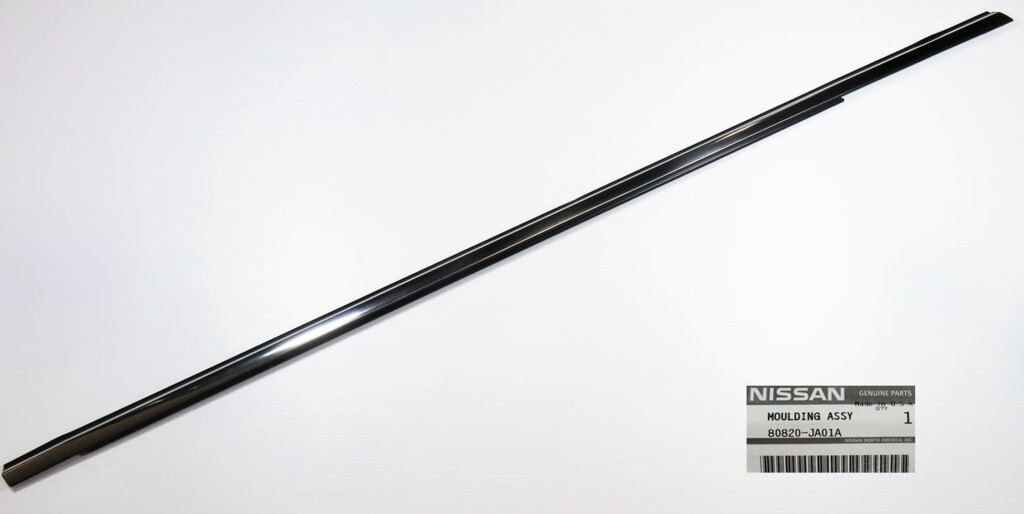 Nẹp Chân Kính Ngoài Trước Phải Nissan Bluebird Mã phụ tùng 80820EW800