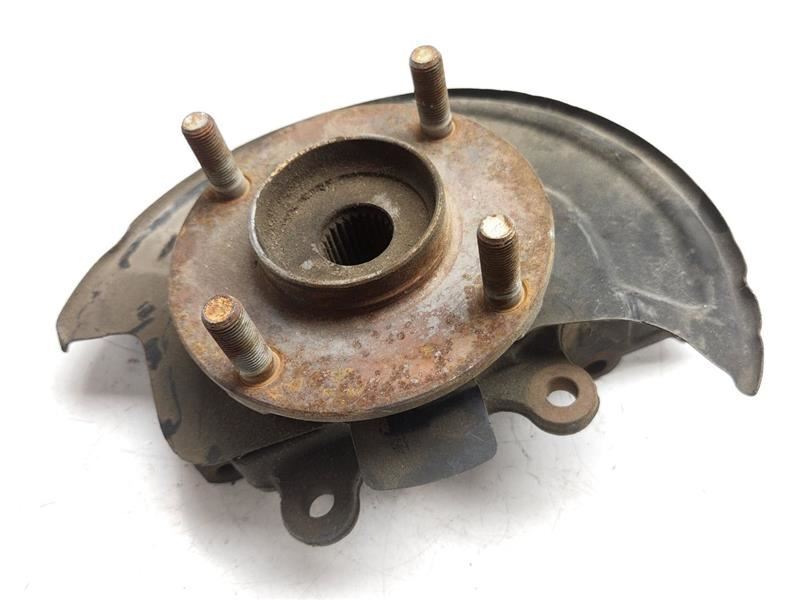 Trụ Lái Phải / Ngõng May Ơ Phải Nissan Bluebird Mã phụ tùng 40014ED000