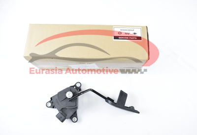 Chân Ga Điện Nissan Bluebird Mã phụ tùng 180021JY0B