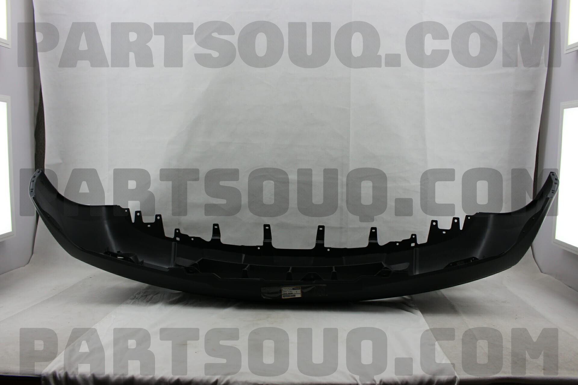 Cản Trước Nissan Navara Mã phụ tùng 62022JR24A