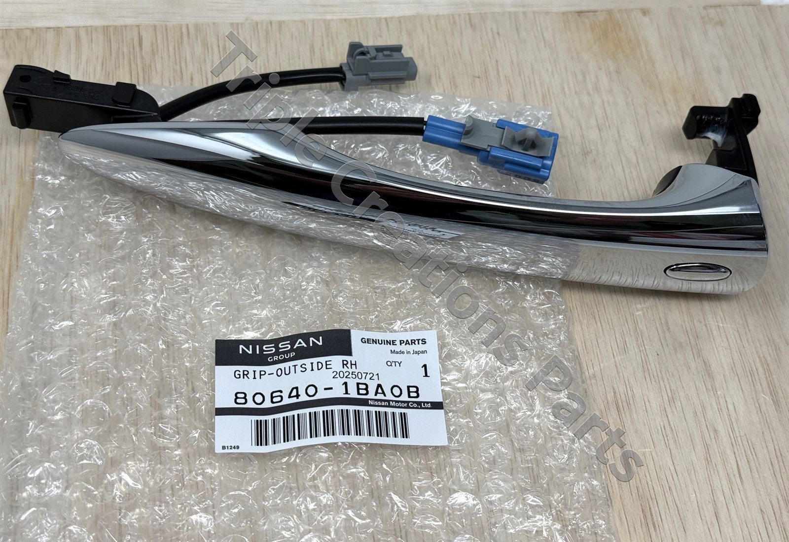 Tay Mở Cửa Ngoài Trước Có Cảm Biến Nissan Teana Mã phụ tùng 806401AA0B