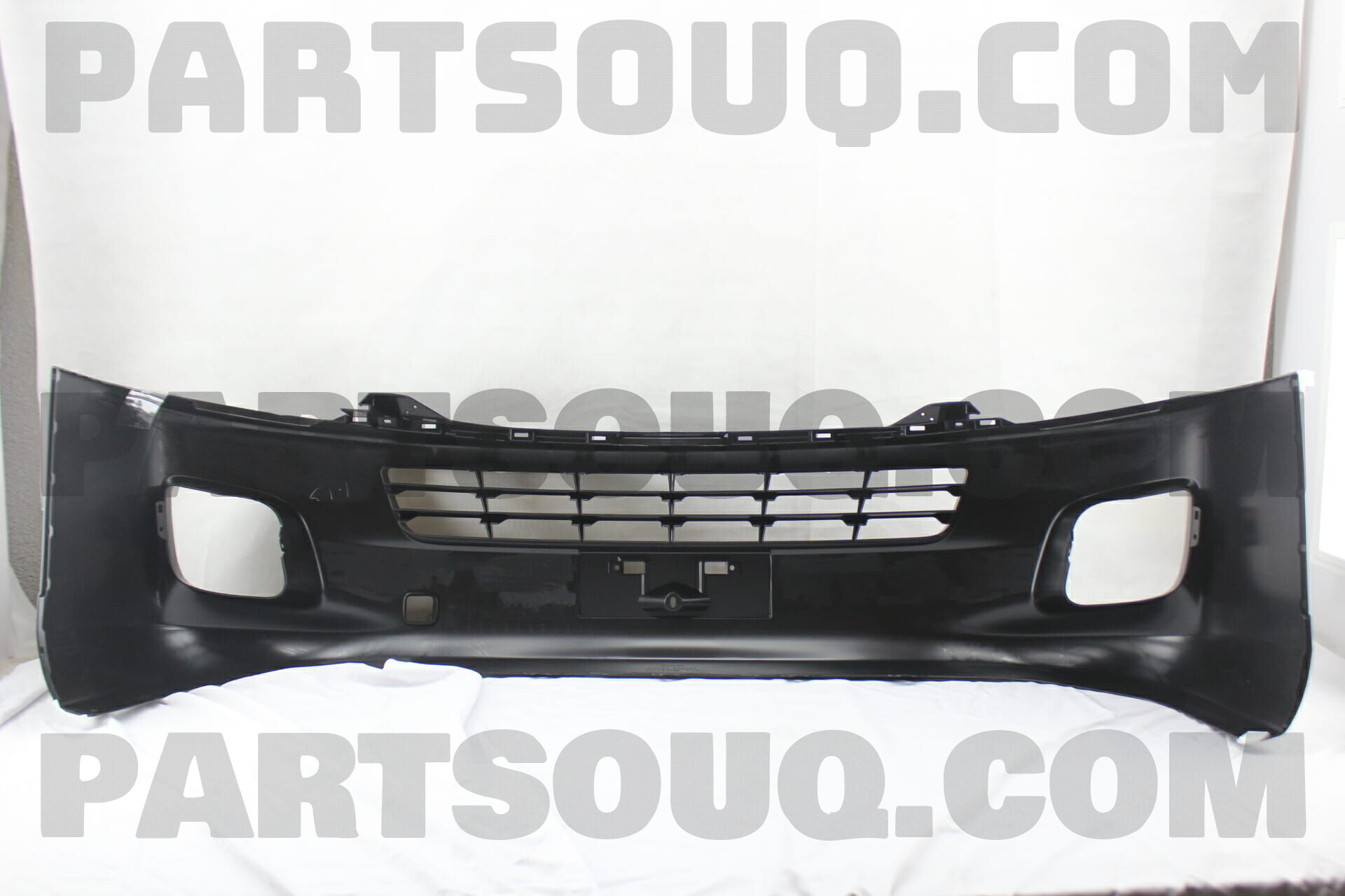 Cản Trước Nissan URVAN Mã phụ tùng 620223XE0