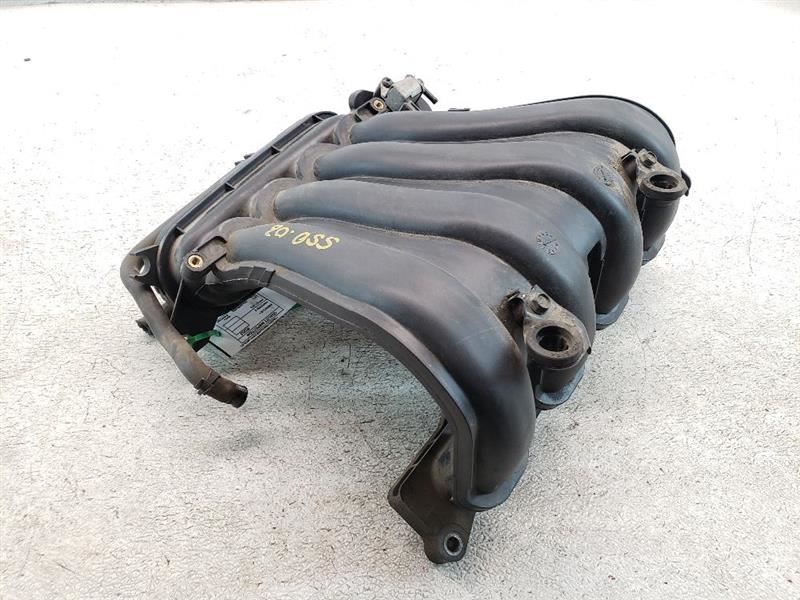 Cổ Hút Gió Vào Động Cơ Nissan Livina Mã phụ tùng 14001ED80A