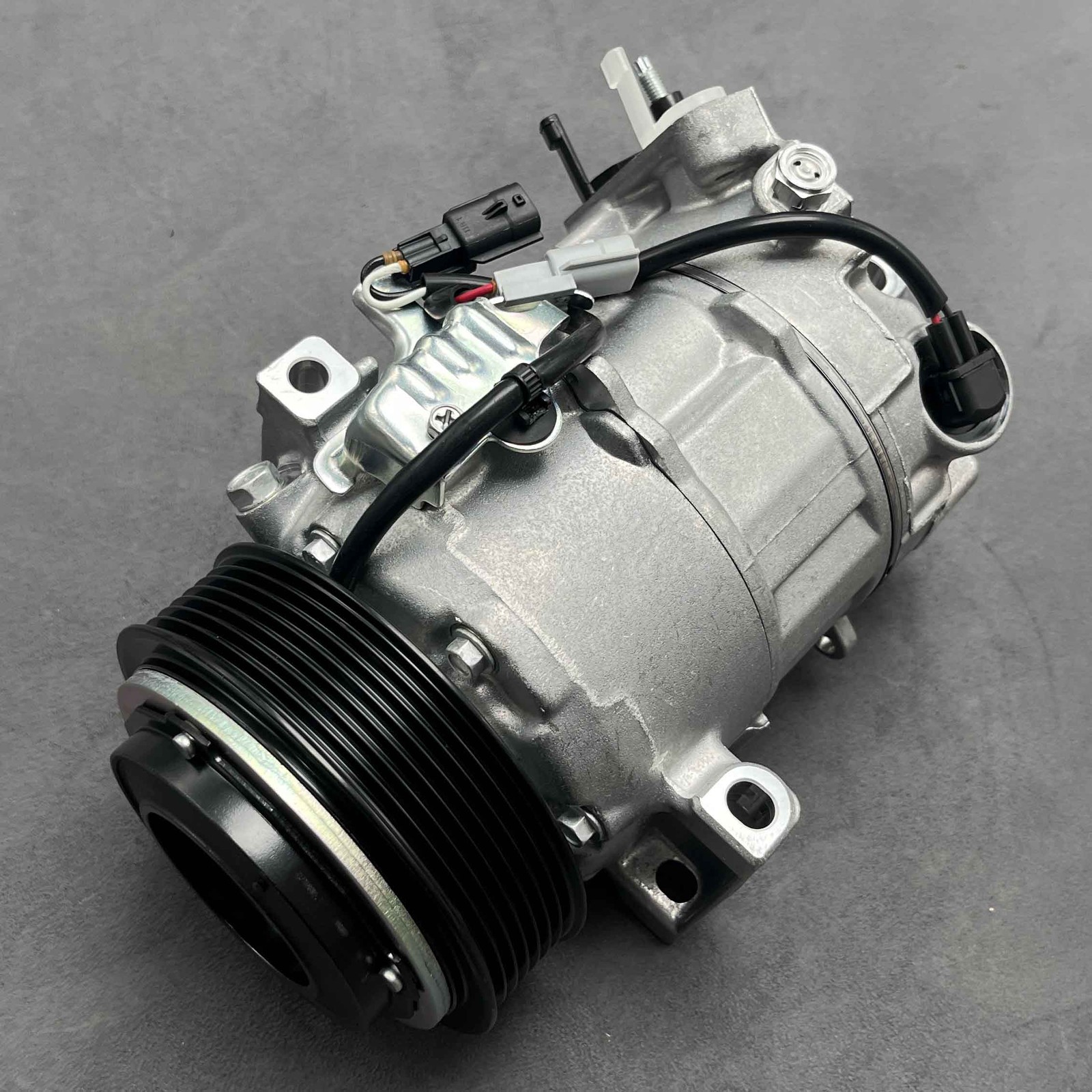 Lốc Điều Hòa Nissan X - trail Mã phụ tùng 926004ce0a