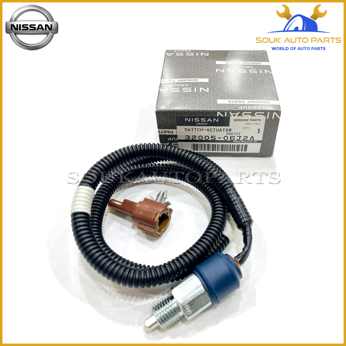 Công Tắc Đèn Lùi Nissan Livina Mã phụ tùng 32005ax000