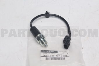 Công Tắc Đèn Lùi Nissan Sunny Mã phụ tùng 32005ax000