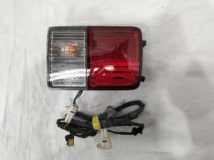 Chắn Bùn Gầm Máy Miếng Giữa Nissan Tida Mã phụ tùng 62663ED000