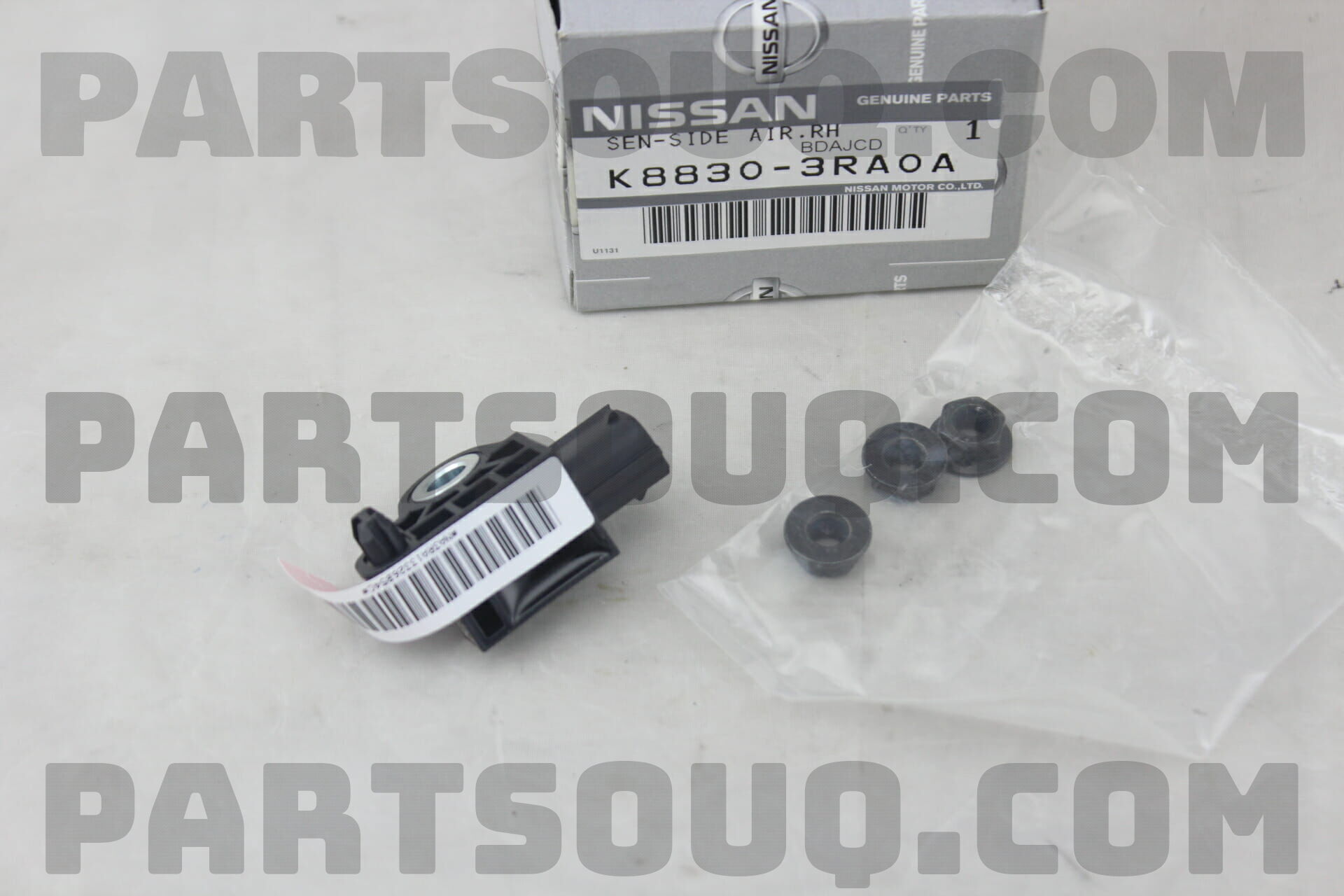 Cảm Biến Va Chạm Nissan X - trail Mã phụ tùng K88303RA0A