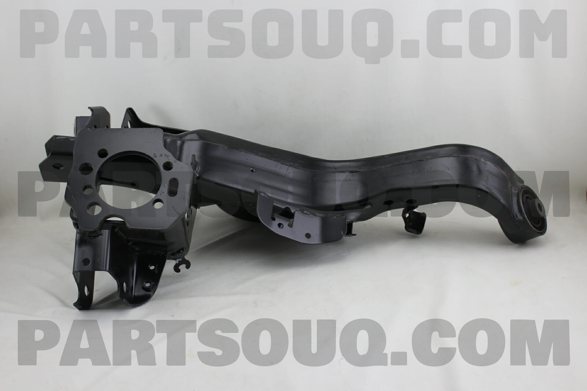 Giá Bắt Bi May Ơ Sau Sau Trái Nissan X - trail Mã phụ tùng 555024CA0B