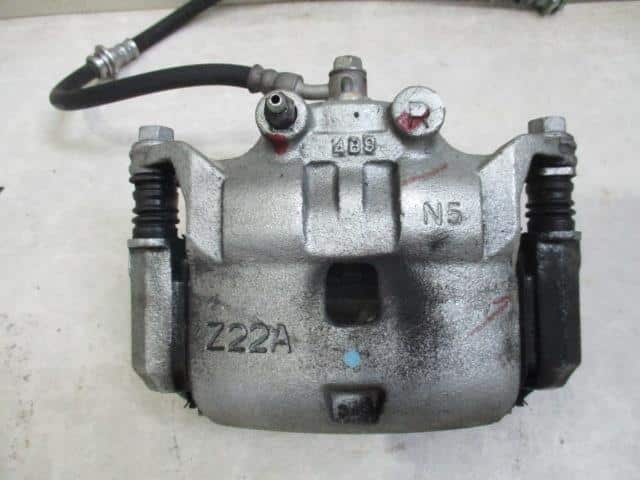 Cụm Gông Phanh Trước Phải Nissan Sunny Mã phụ tùng 410013HA0A