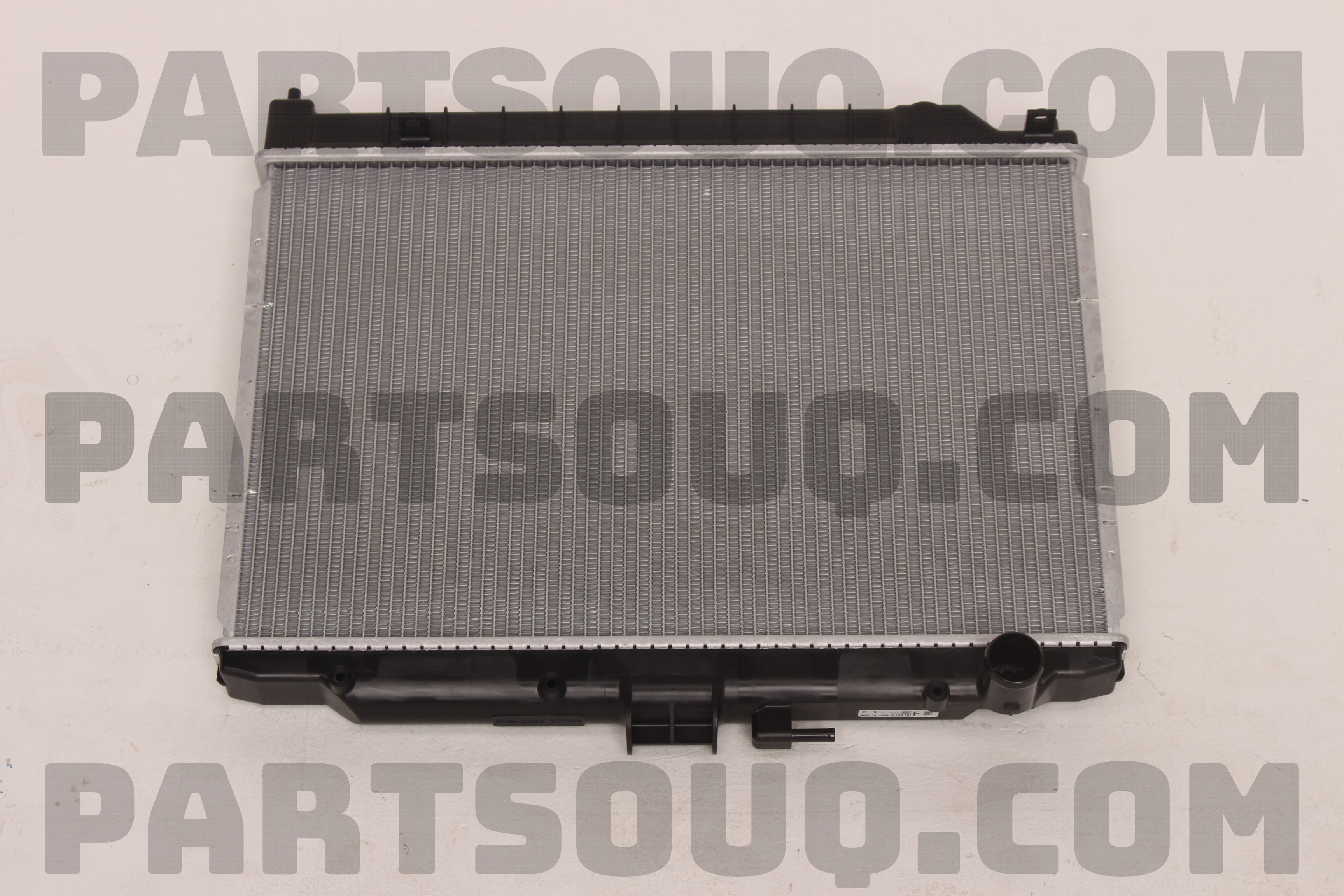 Két Nước Nissan URVAN Mã phụ tùng 214103XG0A