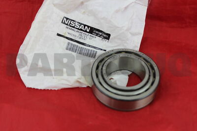 Bi May Ơ Sau Nissan Navara Mã phụ tùng 40210eb000