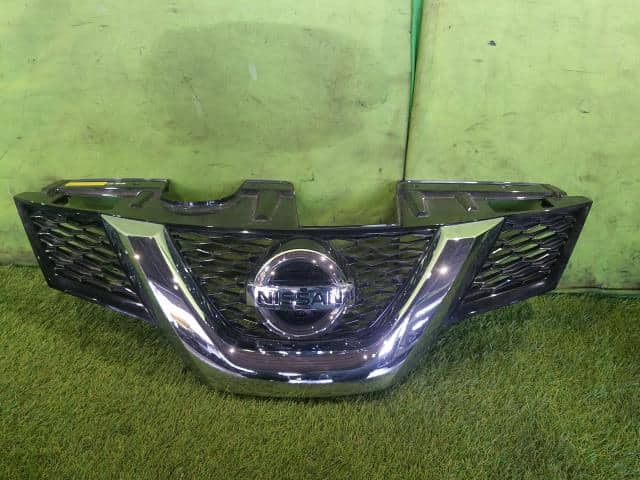Ca Lăng Không Bao Gồm Logo Nissan X - trail Mã phụ tùng 623104CE0b