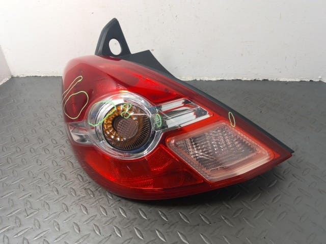 Đèn Hậu Trái Nissan Tida Mã phụ tùng 265551JY0A