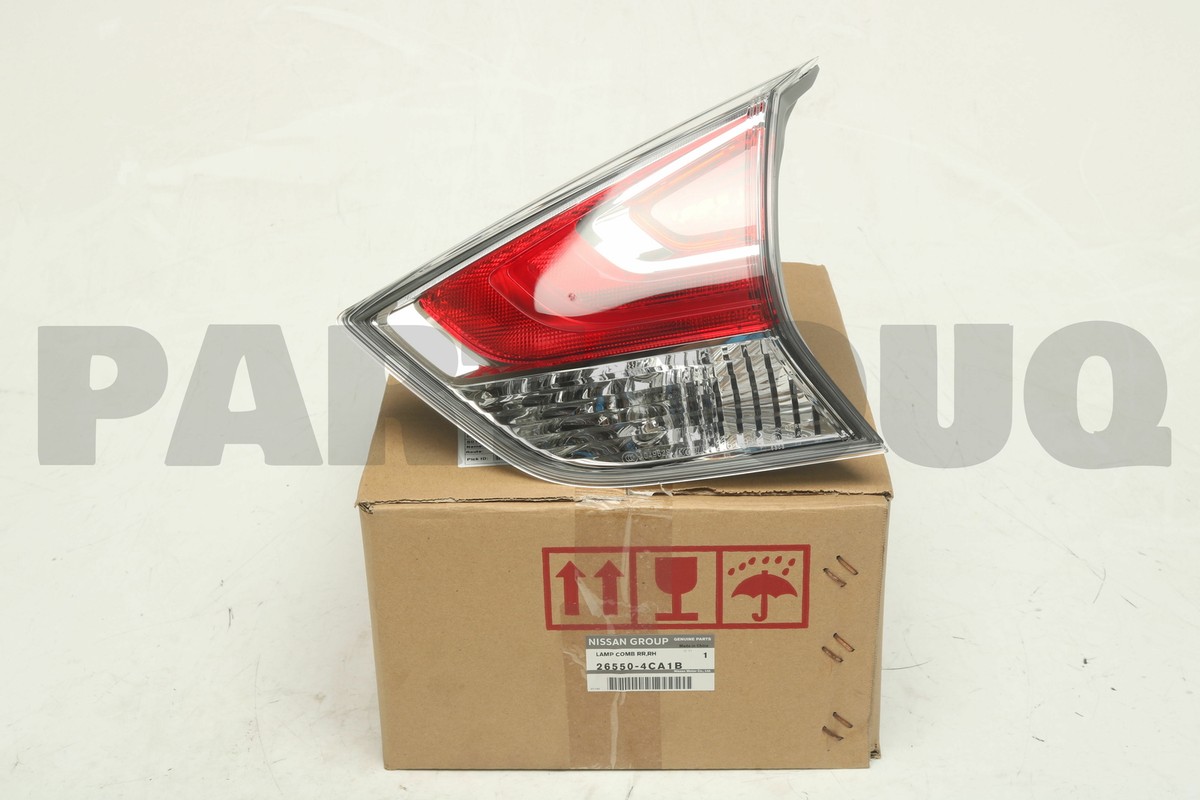 Đèn Hậu Miếng Trong Phải Nissan X - trail Mã phụ tùng 265504CA1B