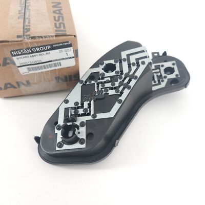 Đèn Hậu Trái Nissan Tida Mã phụ tùng 26551ED50A