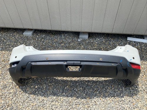 Cản Sau Nissan Livina OEM 85022CJ02H