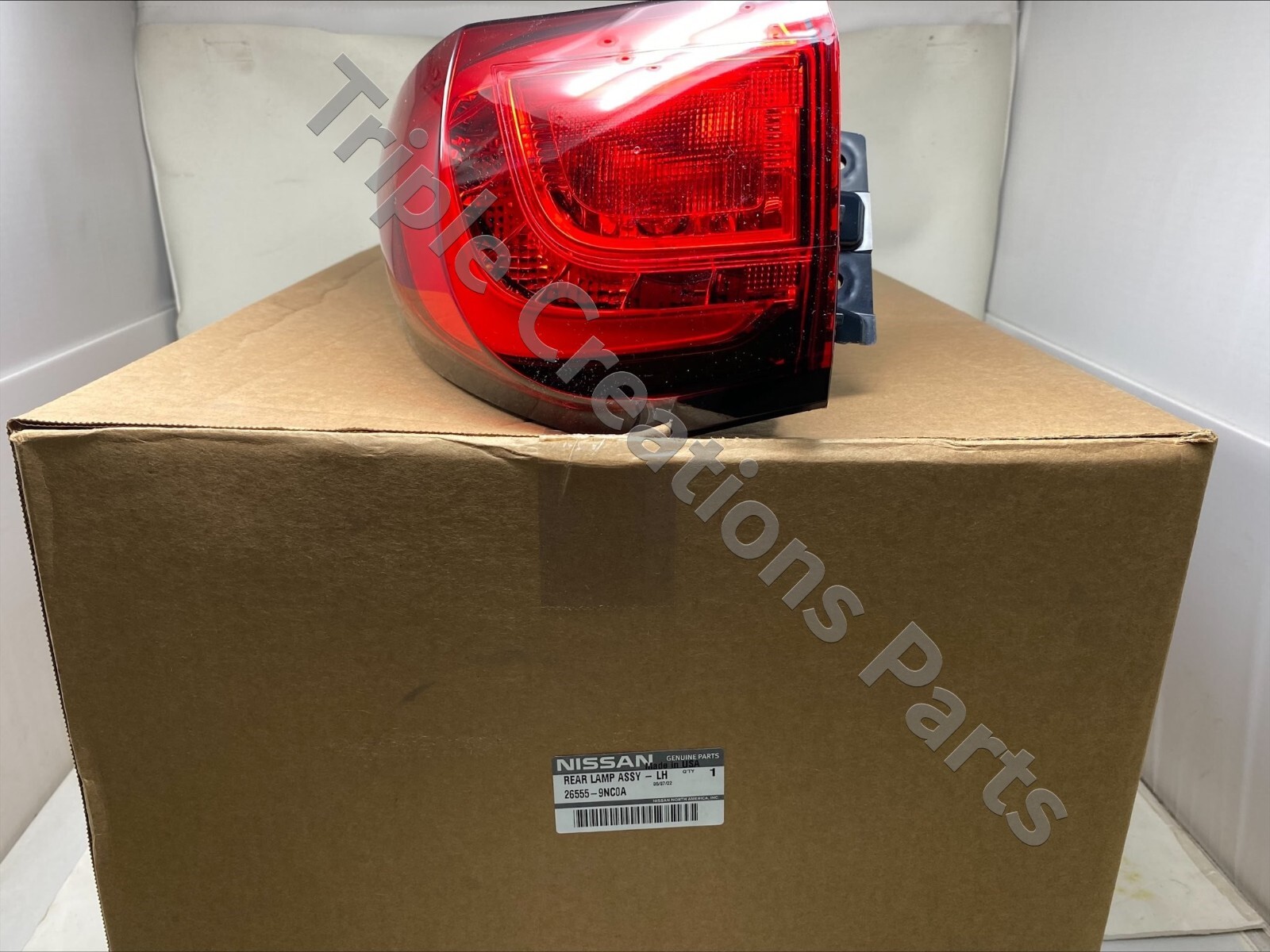 Đèn Hậu Trái Nissan Livina Mã phụ tùng 26559CJ00A