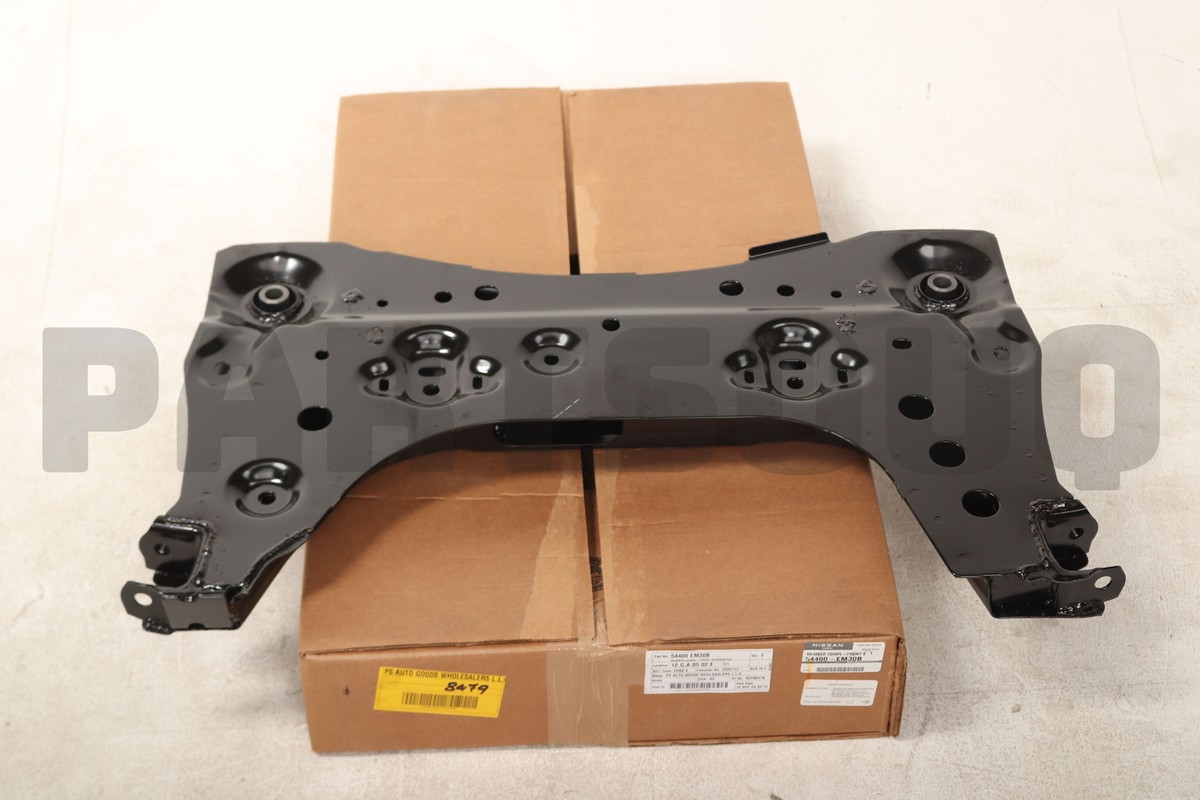 Giá Đỡ Động Cơ Nissan Livina Mã phụ tùng 54400EM30A