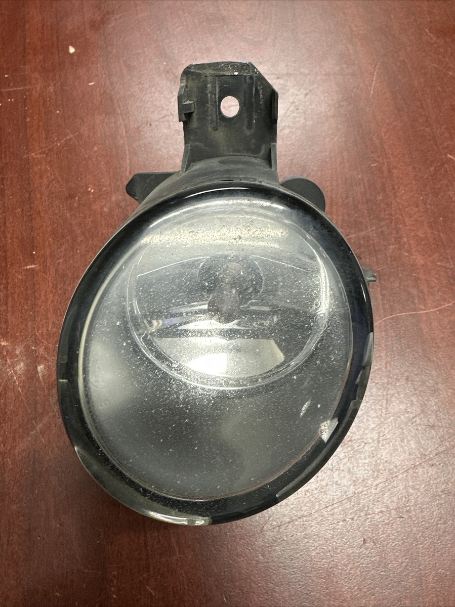 Đèn Gầm Nissan Tida OEM 89210439