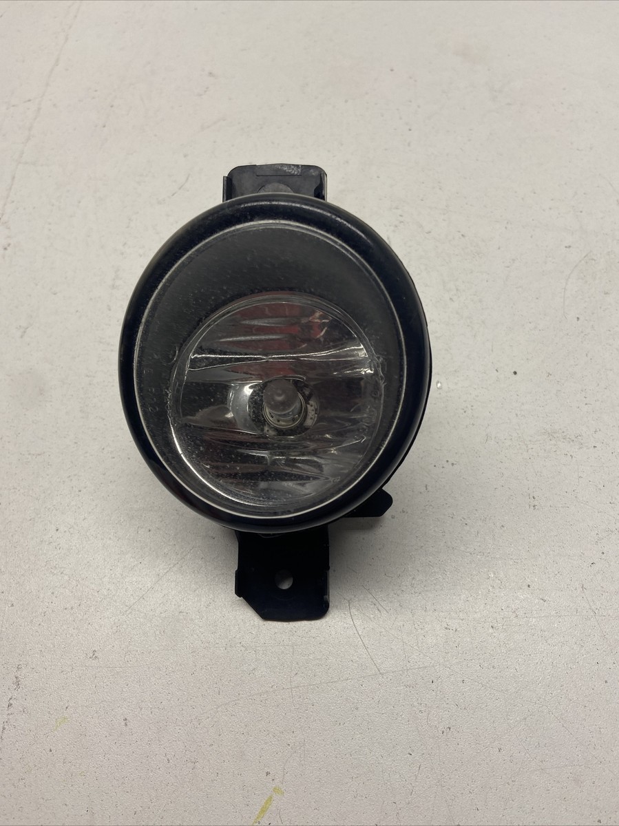 Đèn Gầm Nissan Tida OEM 89210439