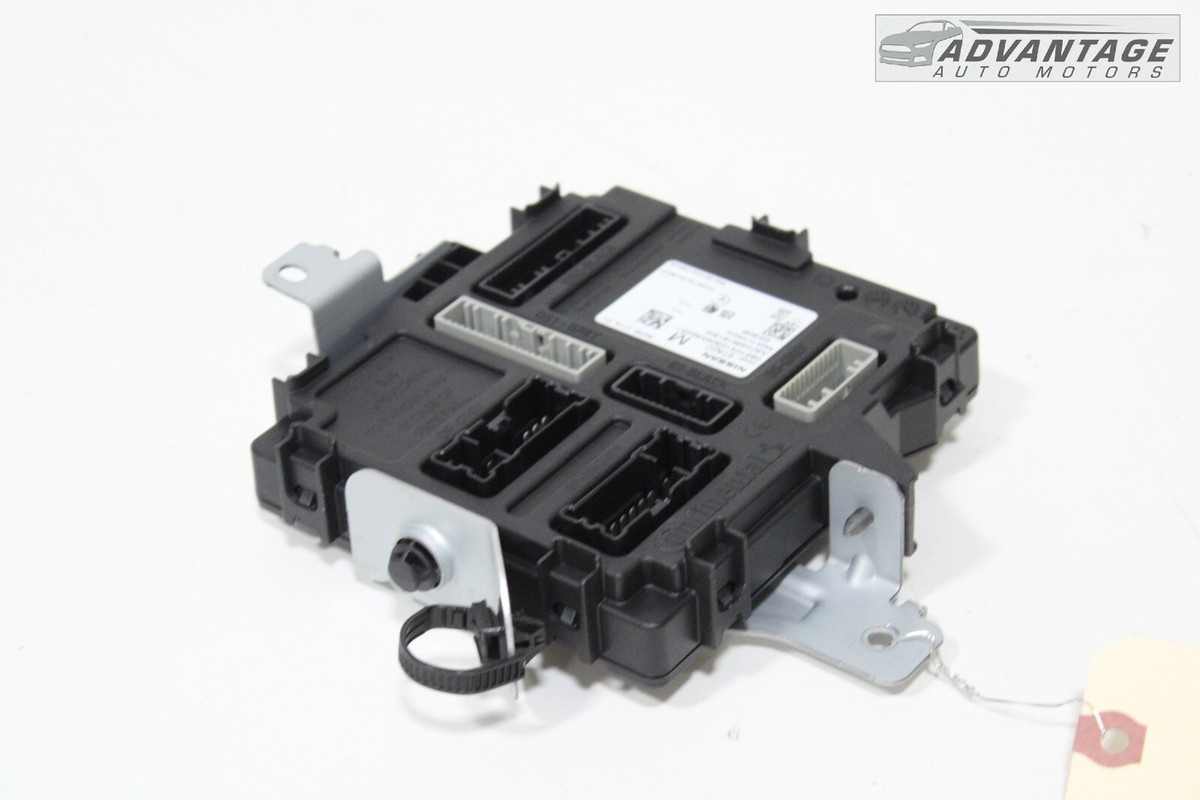 Bàn Ép Nissan Bluebird OEM MBC520
