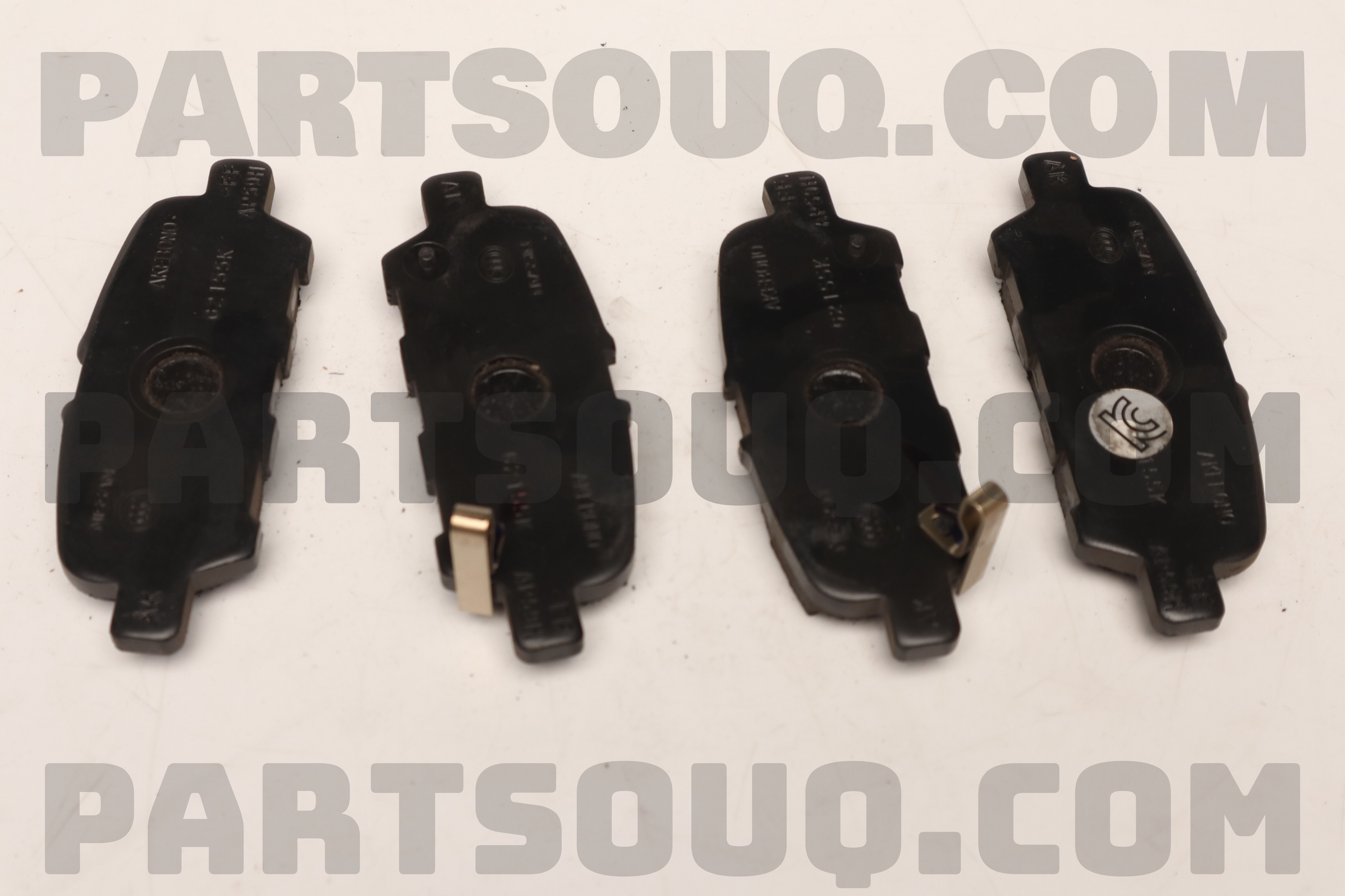 Má Phanh Sau Nissan Teana Mã phụ tùng 440605435r