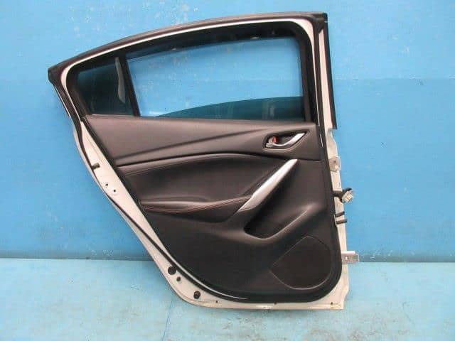 Cánh Cửa Sau Trái Mazda Mazda 6 Mã phụ tùng GHY17302XA
