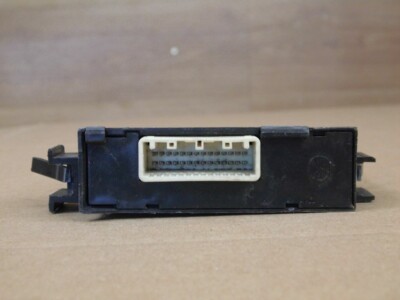 Hộp Điều Khiển Chìa Khóa Bcm Mazda Mazda 6 Mã phụ tùng KD45675U0