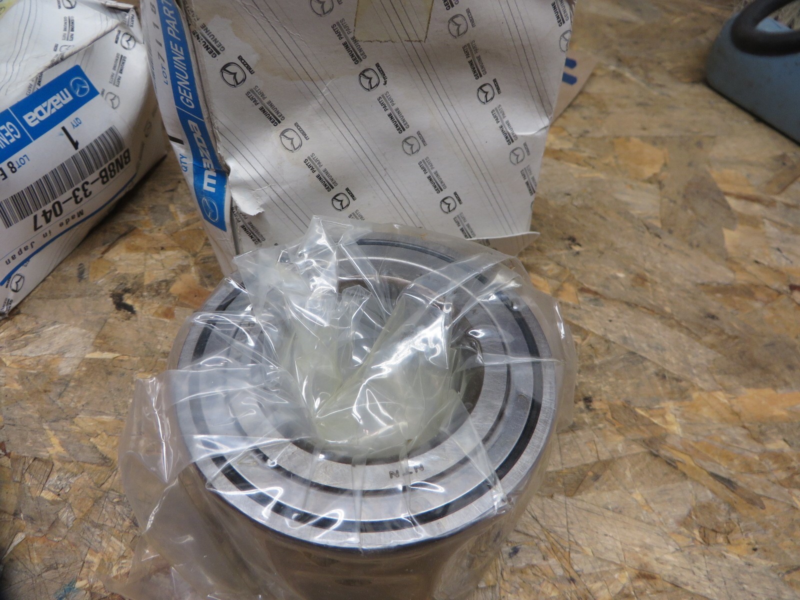 Bi May Ơ Trước Mazda Mazda 3 OEM BN8B33047
