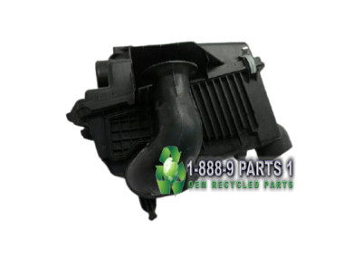 Hộp Lọc Gió Thứ Cấp Đựng Lọc Mazda Mazda 6 Mã phụ tùng L81313320C