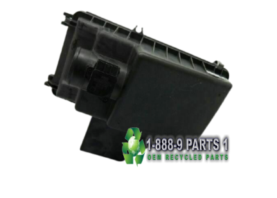 Hộp Lọc Gió Thứ Cấp Đựng Lọc Mazda Mazda 6 Mã phụ tùng L81313320C