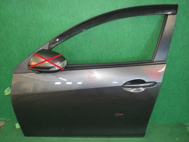 Vỏ Cánh Cửa Trước Trái Mazda Mazda 3 Mã phụ tùng BBY45902XF