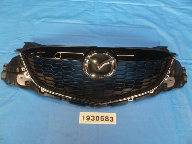 Mặt Ca Lăng - Không Logo Mazda CX-5 Mã phụ tùng KD4550710F