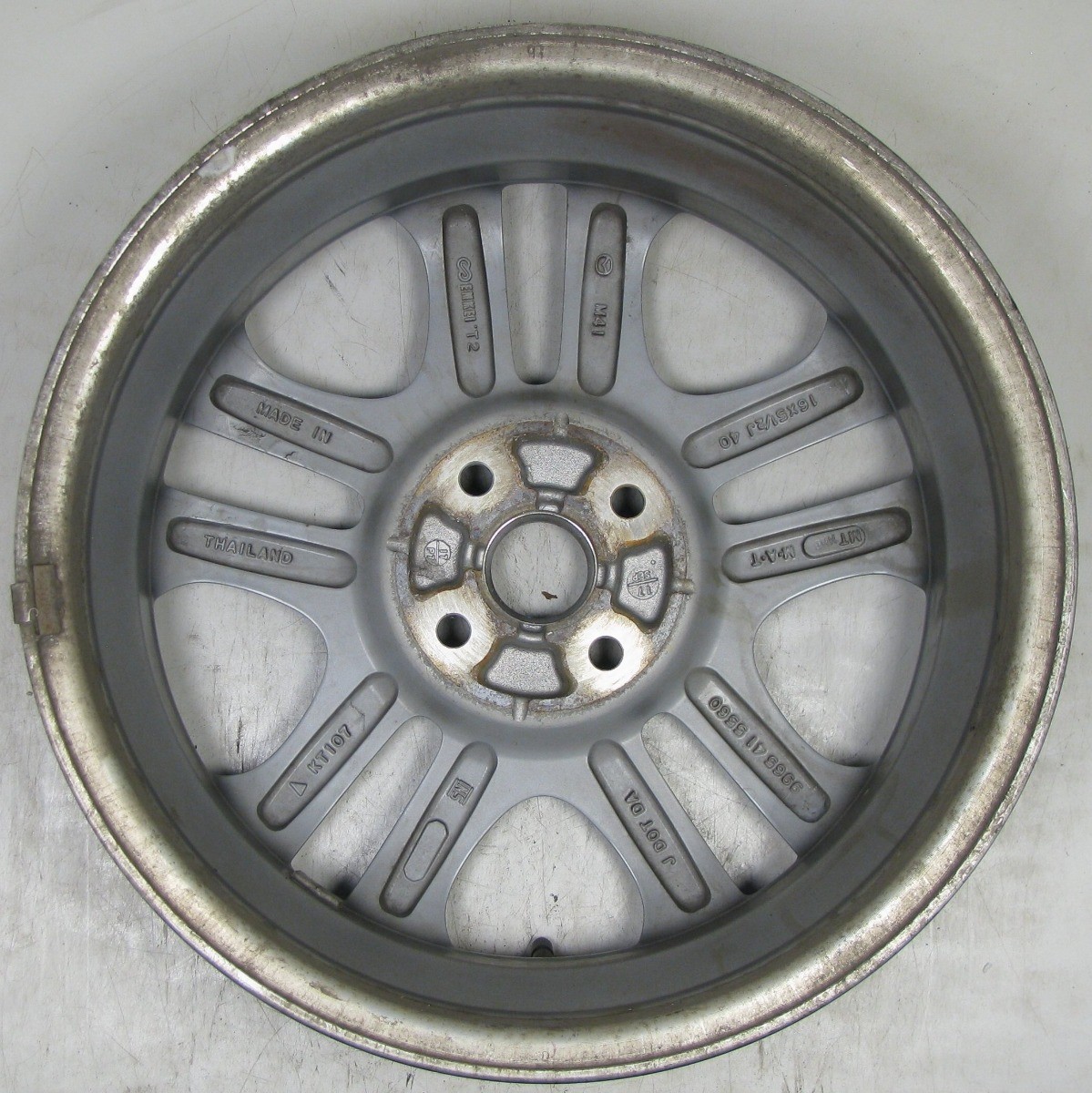 Lazang Đúc 16X5.5 Mazda Mazda 2 Mã phụ tùng 9965415560