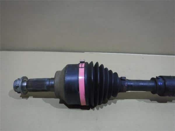 Láp Ngoài 28X24x58.5 Mazda Mazda 3 Mã phụ tùng GG6225600B