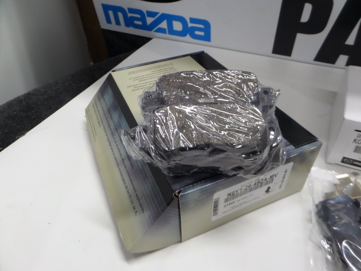 Mô Bin Mazda Premacy Mã phụ tùng FFY11810