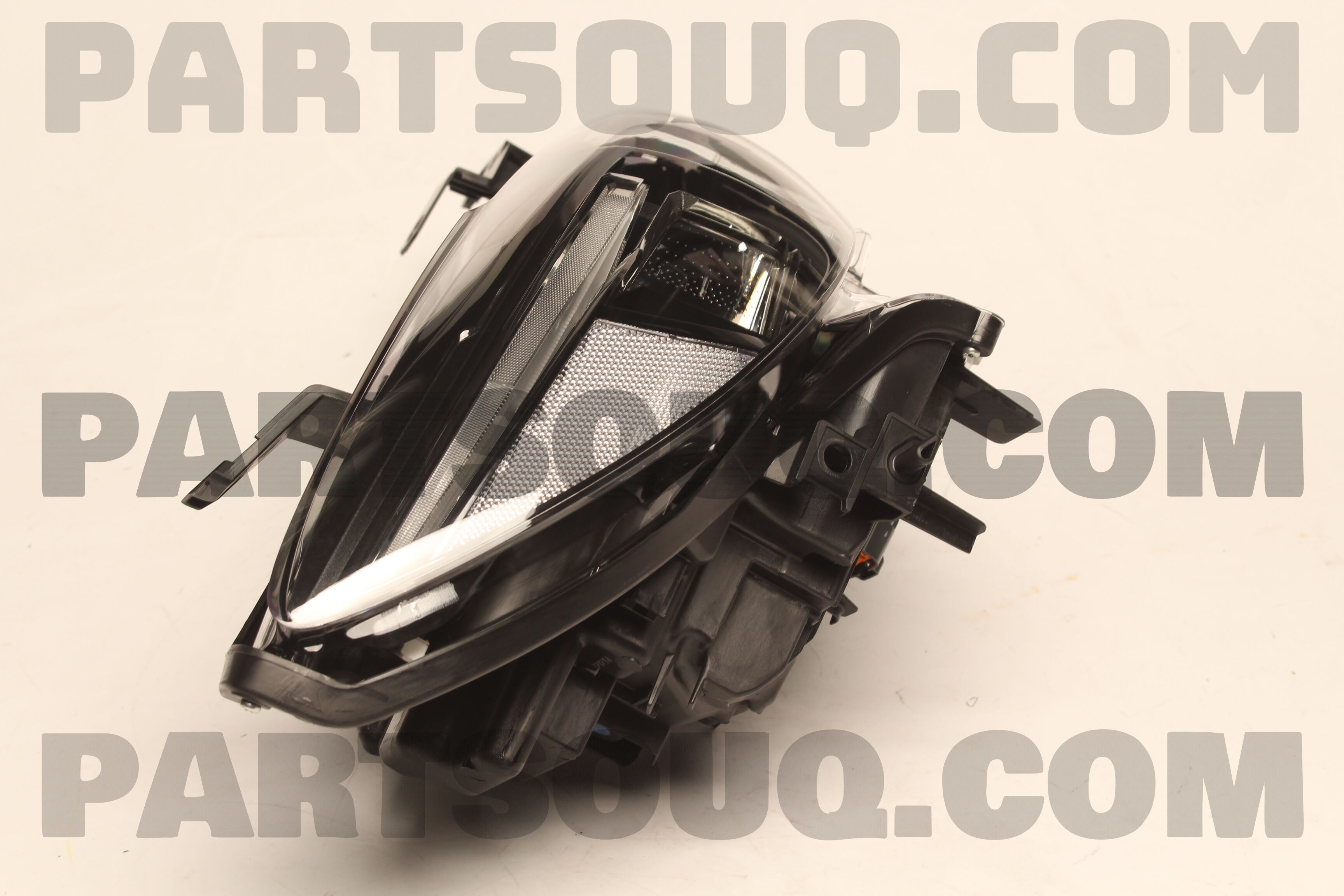 Đèn Pha Trái Mazda Mazda 6 Mã phụ tùng GMH351041G