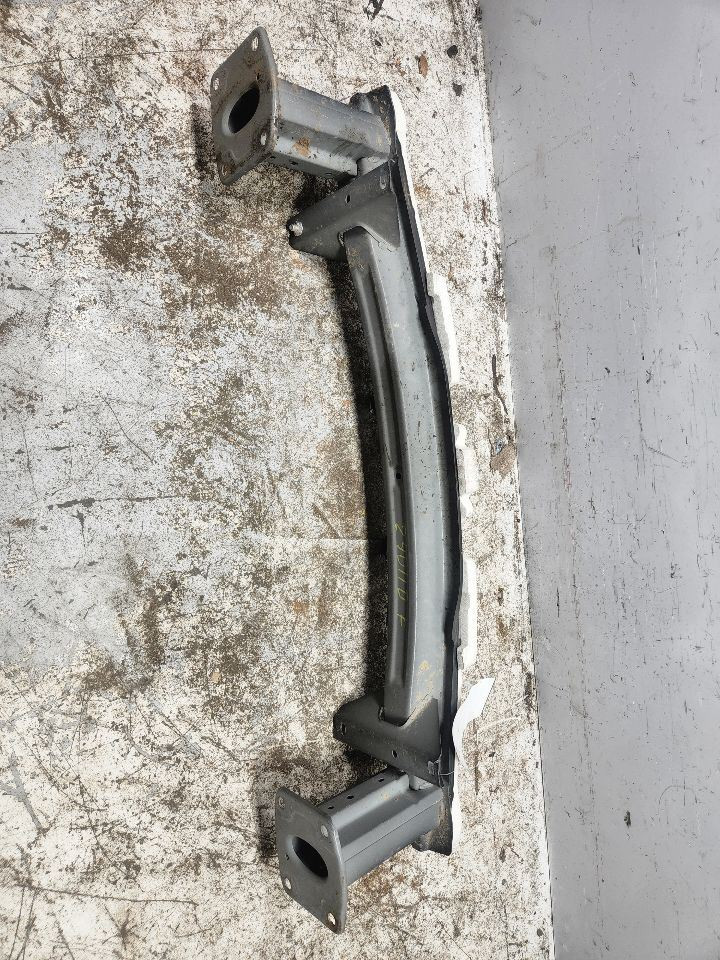Xương Giằng Ngang Đầu Xe Trước Mazda Mazda 6 Mã phụ tùng GHP950070
