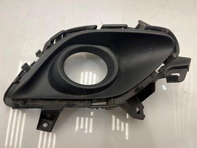 Ốp Đèn Gầm Cản Trước Phải Mazda Mazda 6 Mã phụ tùng GHR450C11A