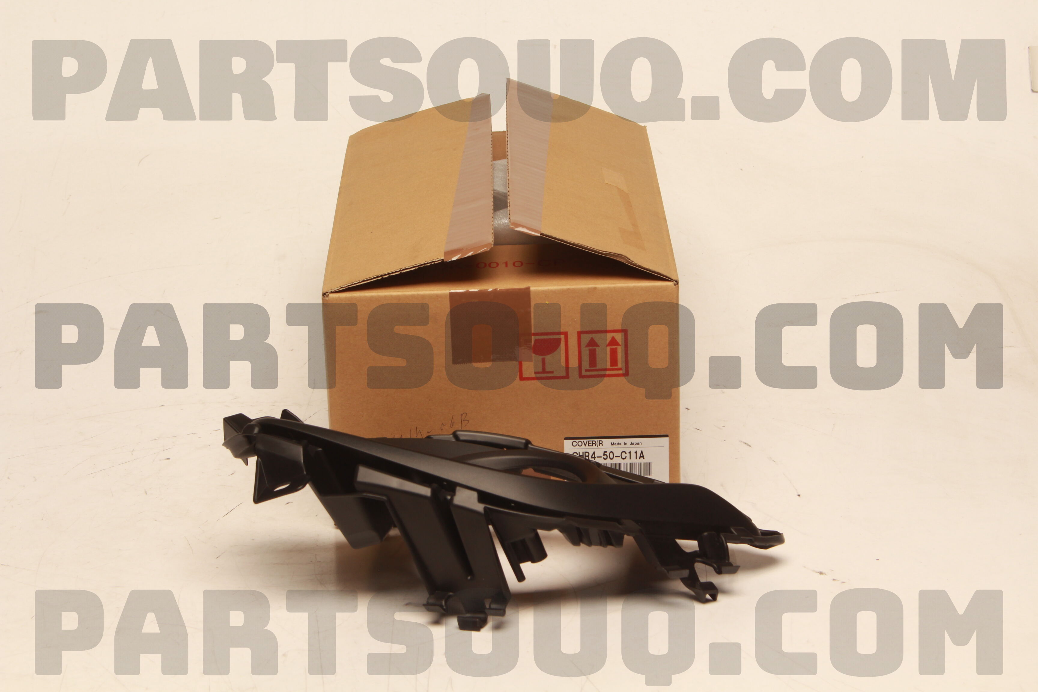 Ốp Đèn Gầm Cản Trước Phải Mazda Mazda 6 Mã phụ tùng GHR450C11A