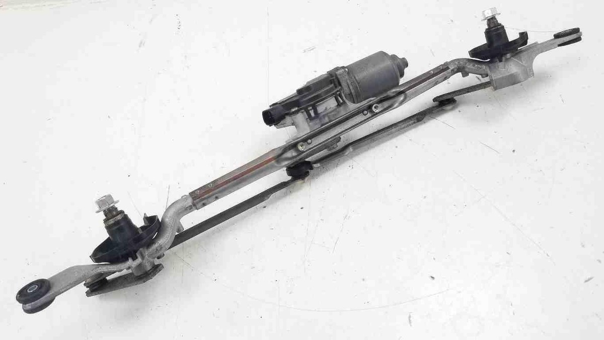 Cơ Cấu Gạt Mưa Trước Mazda Mazda 6 Mã phụ tùng GHP967360