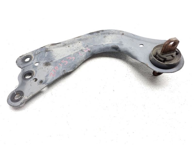 Càng Cong Liên Kết Giá Đỡ May Ơ Sau Trái Mazda Mazda 6 Mã phụ tùng GHP928250A