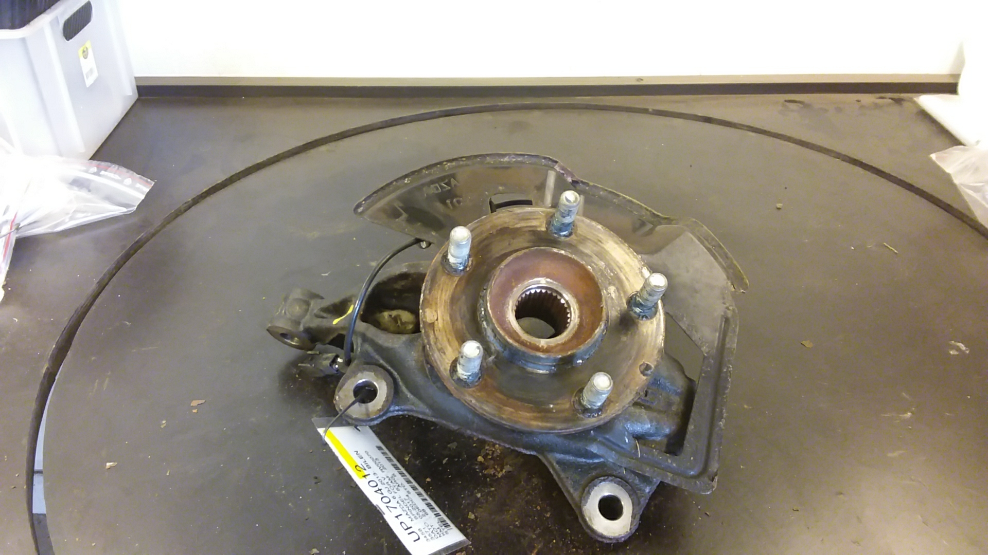 Trụ Lái Trái Mazda Mazda 6 Mã phụ tùng GHP933031A