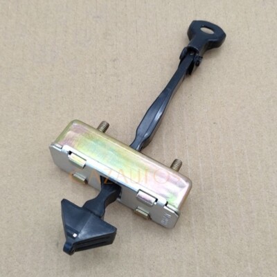 Hạn Chế Hành Trình Cánh Cửa Mazda Mazda 6 Mã phụ tùng GHP972270