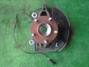 Ngõng May Ơ Sau Trái Mazda CX-5 Mã phụ tùng kd352612xd