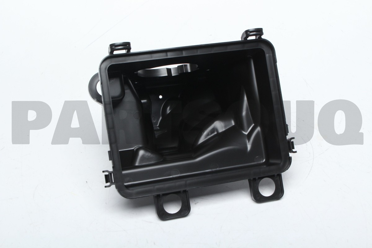 Đế Hộp Lọc Gió Động Cơ Mazda Mazda 2 Mã phụ tùng P53T133AY